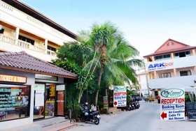 Coconut Grove Hotel
