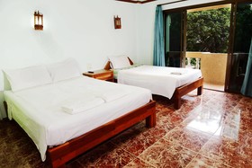 Coconut Grove Hotel