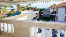 Coconut Grove Hotel
