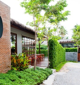 Creek Villa