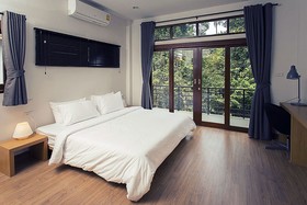Creek Villa