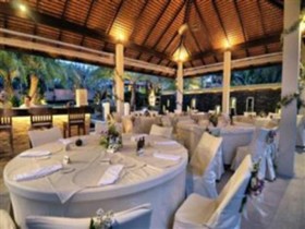 Dreams Villa Resort