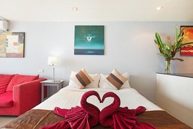 Enjoy Hotel
