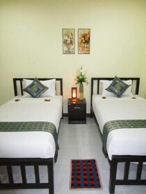 Everest Resort
