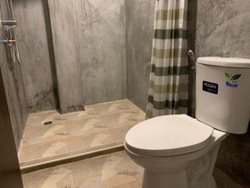 Farmer's Grand Hostel