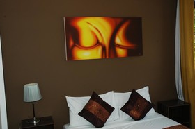 Green Canyon Hip & Cheap Resort