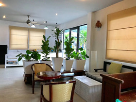 Hiranyika Cafe And Bed