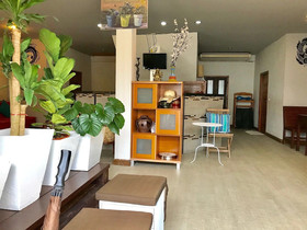 Hiranyika Cafe And Bed