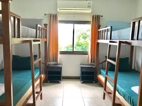 Hiranyika Cafe And Bed