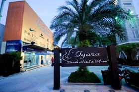 Iyara Beach Hotel & Plaza
