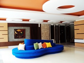 Iyara Beach Hotel & Plaza