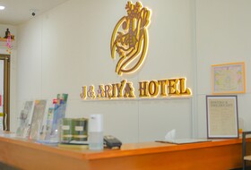 J & Ariya Hotel
