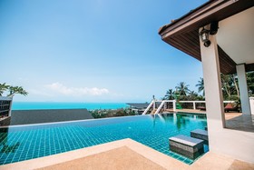 Jungle Emerald Rock Luxury Villa