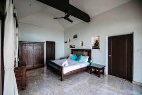 Jungle Emerald Rock Luxury Villa