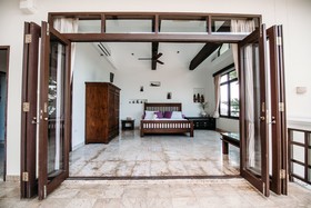 Jungle Emerald Rock Luxury Villa
