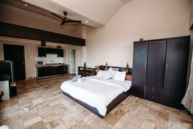 Jungle Emerald Rock Luxury Villa