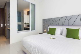 KC Beach Club & Pool Villas