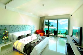 KC Beach Club & Pool Villas