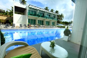 KC Beach Club & Pool Villas