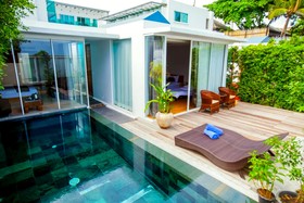 KC Beach Club & Pool Villas