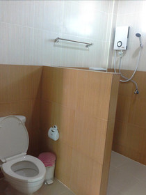 Krisada Beach Resort