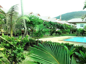 Krisada Beach Resort