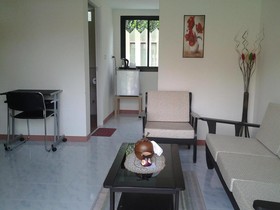 Laemsor Modern House