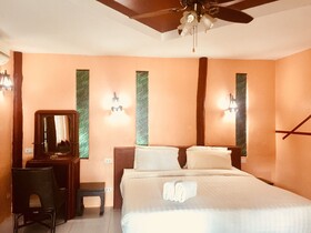 Lamai Chalets