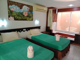 Lamai Chalets