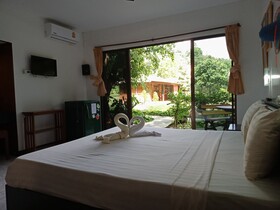 Lamai Chalets