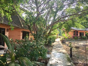 Lamai Chalets