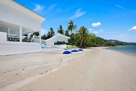 La Perle Luxury Boutique Hotel