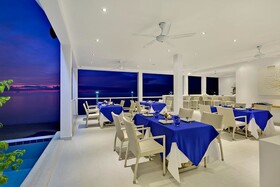 La Perle Luxury Boutique Hotel