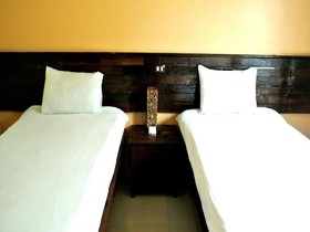Lek City Hotel
