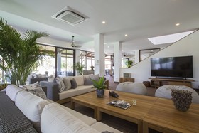 Lemongrass Pool Villa