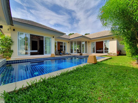 Lipa Talay Hok