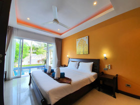 Lipa Talay Hok