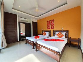 Lipa Talay Hok