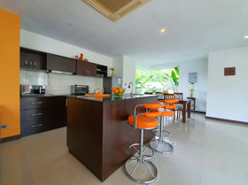 Lipa Talay Hok