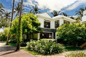 Lotus Samui