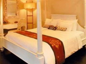 Montra Hotel