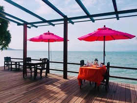 Adarin Beach Resort