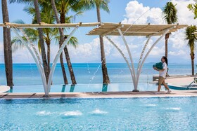Outrigger Koh Samui Beach Resort