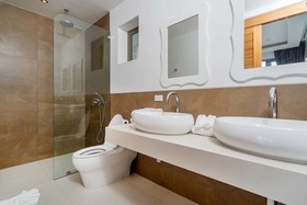 Pearl Villa
