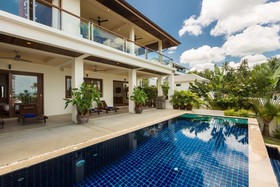 Peerapat Villa