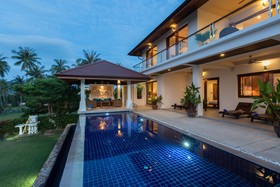 Peerapat Villa