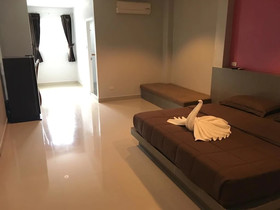 P F Mansion