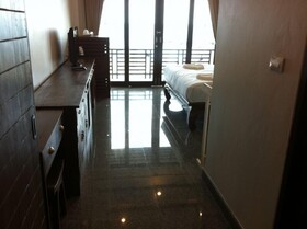 Poolsawat Villa