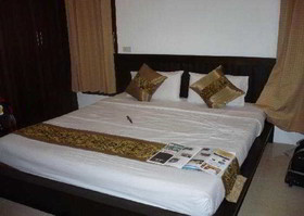 Promtsuk Buri Resort