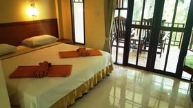 Rattana Guesthouse & Bungalow
